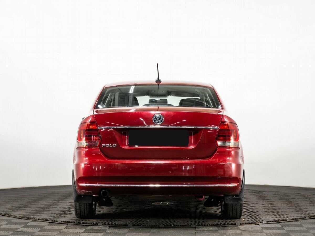 Б/У Фольксваген Поло 2017 года. Фото: #2