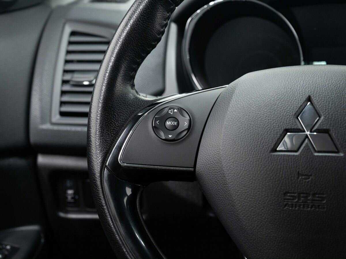 Б/У Митсубиши АС-Икс 2018 года. Фото: #15