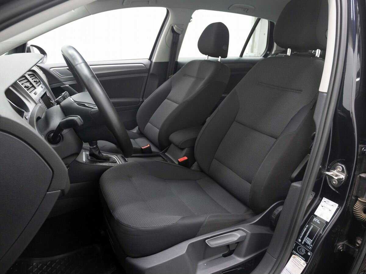 Б/У Фольксваген Гольф 2013 года. Фото: #9