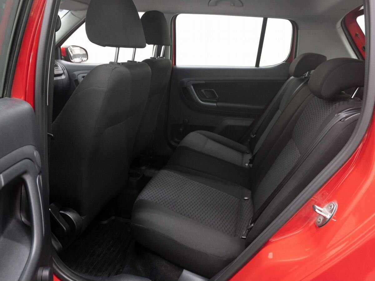 Б/У Шкода Фабия 2013 года. Фото: #9