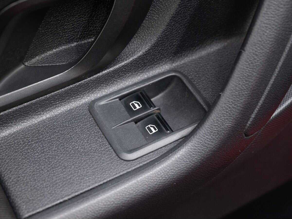 Б/У Шкода Фабия 2013 года. Фото: #16