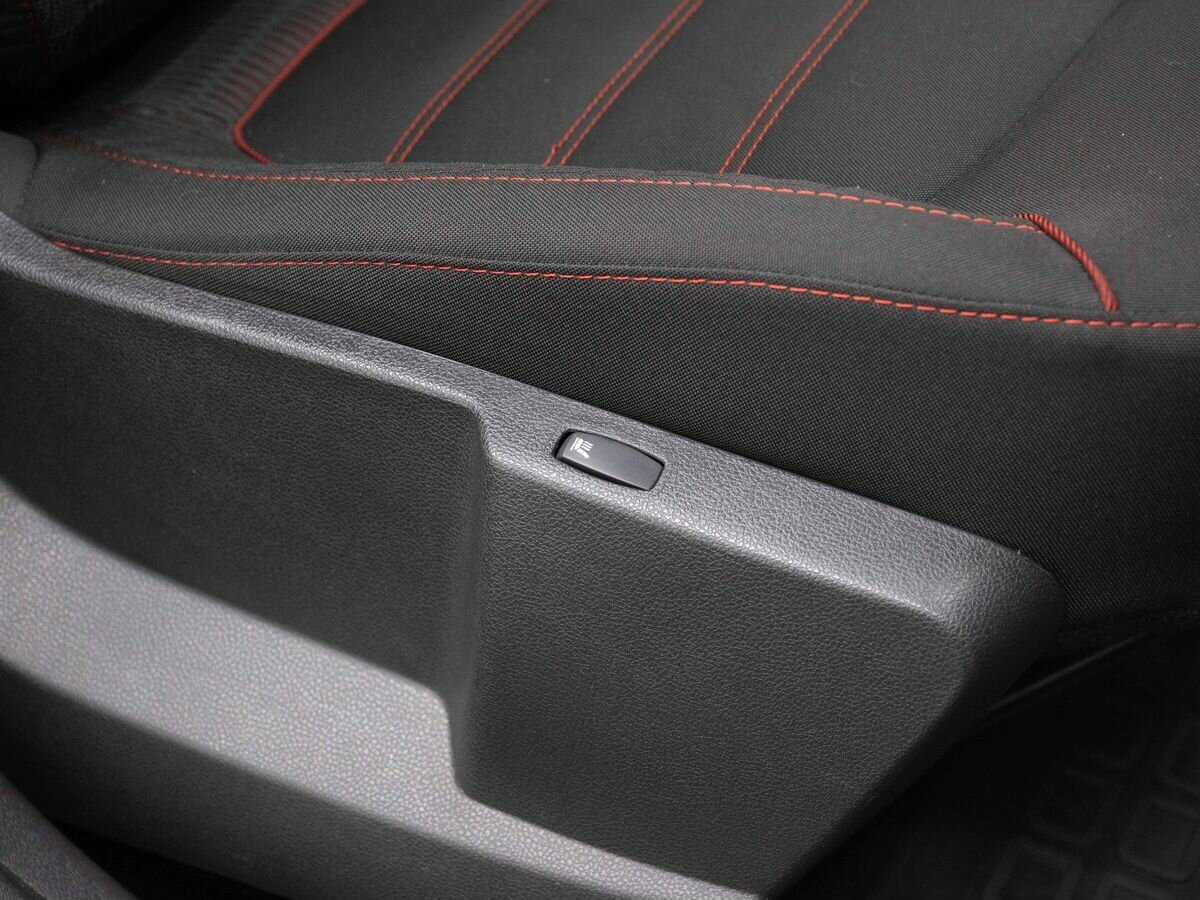 Б/У Рено Каптюр 2019 года. Фото: #14