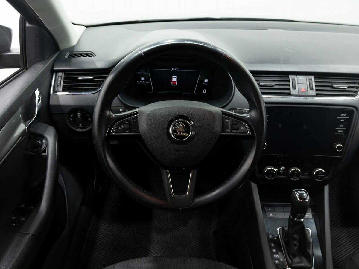 Б/У Шкода Октавия 2019 года. Фото: #13