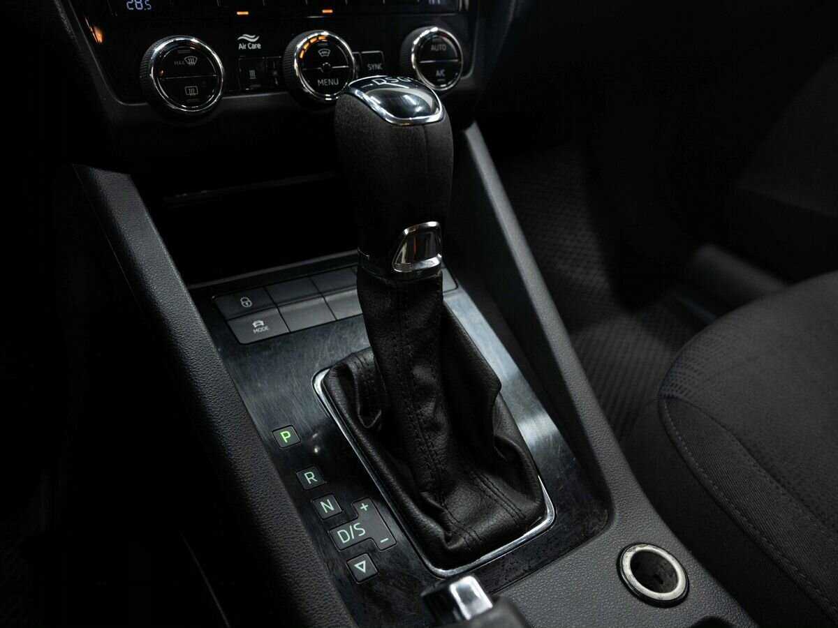 Б/У Шкода Октавия 2019 года. Фото: #21