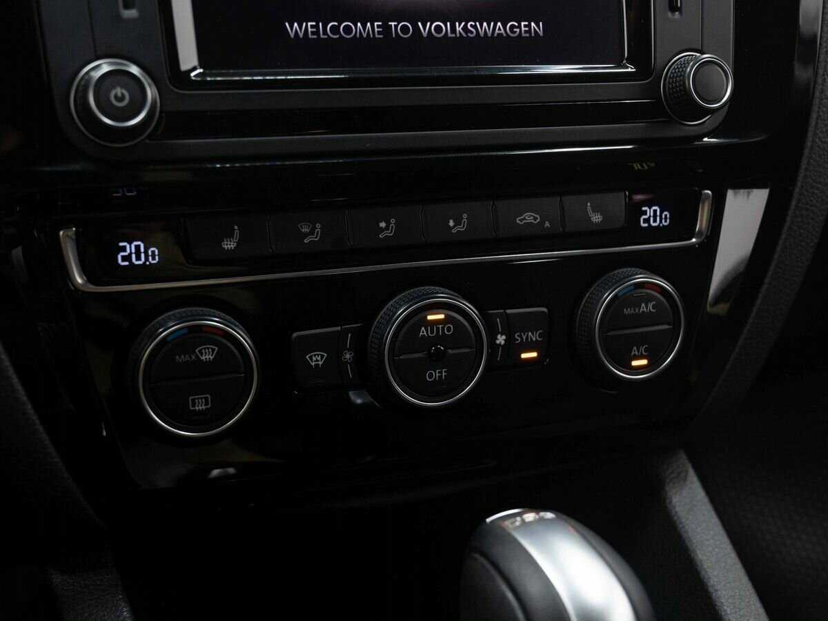 Б/У Фольксваген Джетта 2016 года. Фото: #19