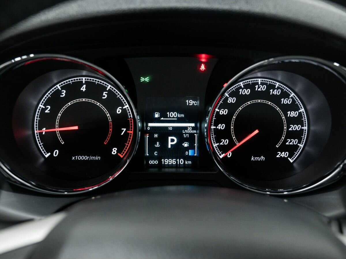 Б/У Митсубиши АС-Икс 2014 года. Фото: #21