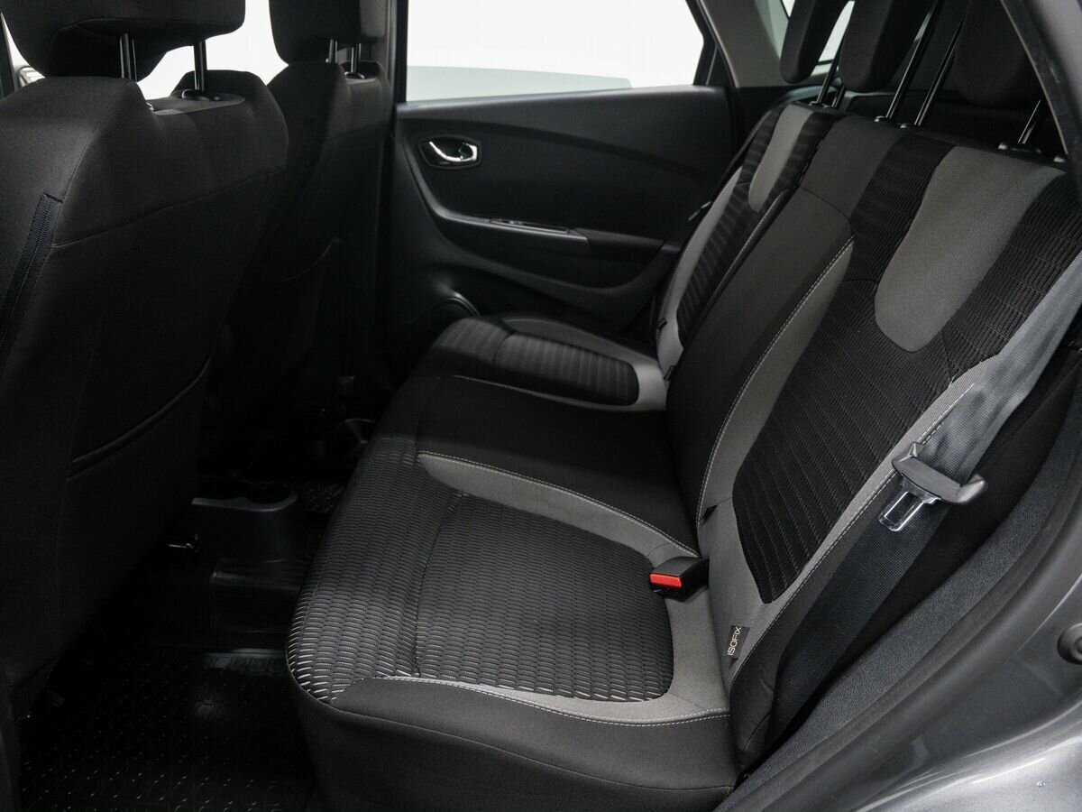 Б/У Рено Каптюр 2018 года. Фото: #11