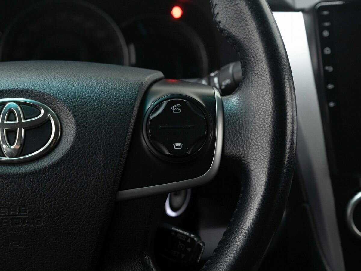 Б/У Тойота Камри 2012 года. Фото: #16