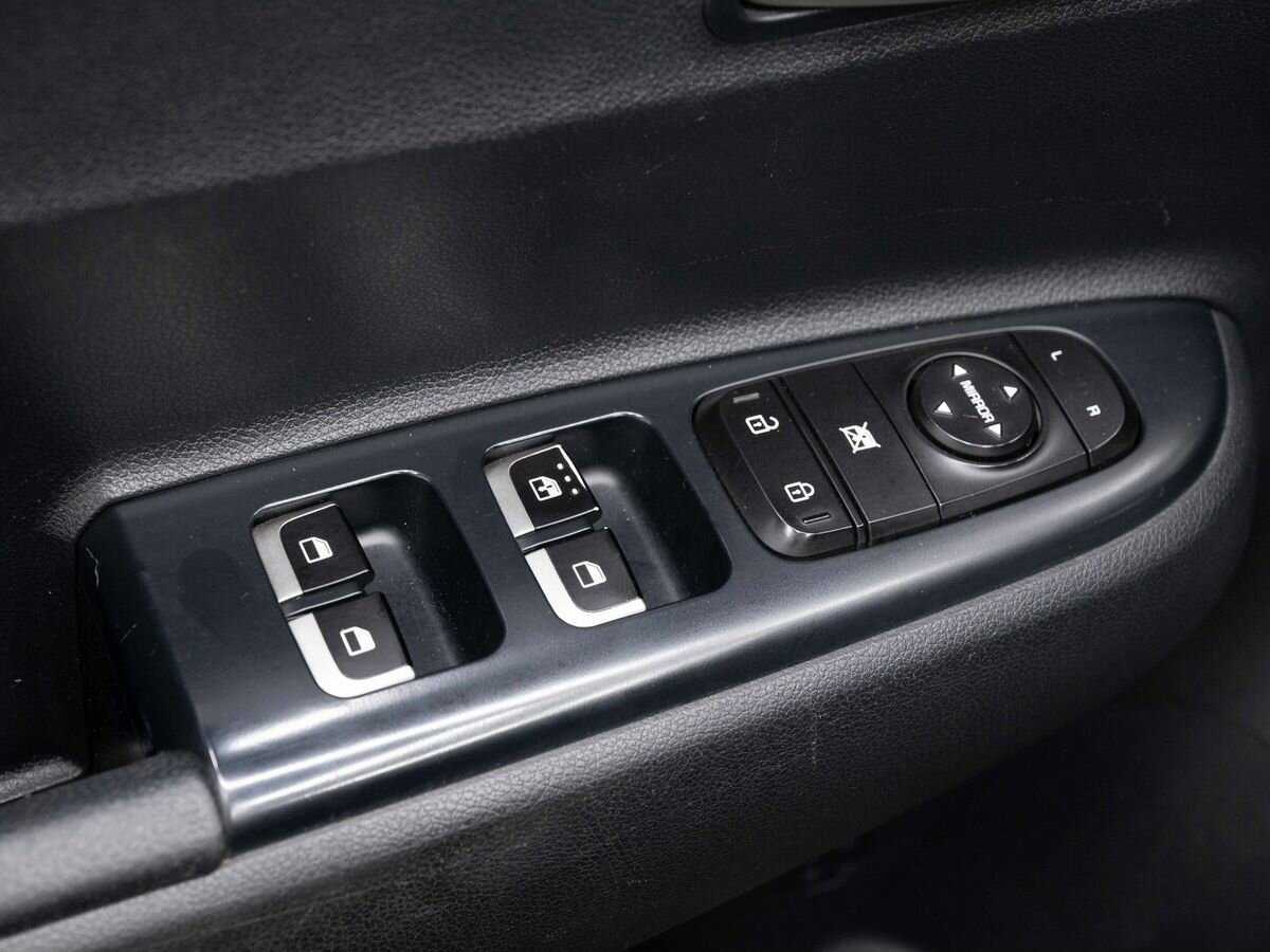 Б/У Киа Рио 2017 года. Фото: #16