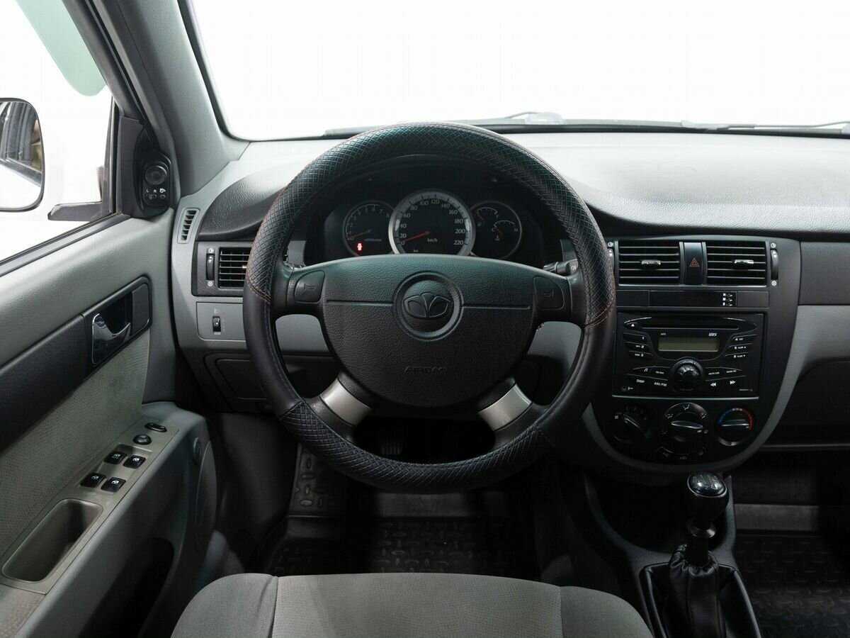 Б/У Дэу Гентра 2013 года. Фото: #14