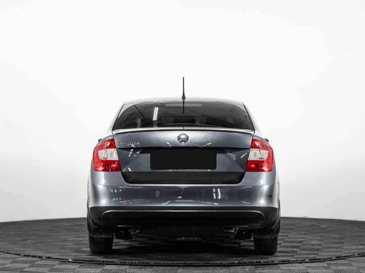 Б/У Шкода Рапид 2014 года. Фото: #4