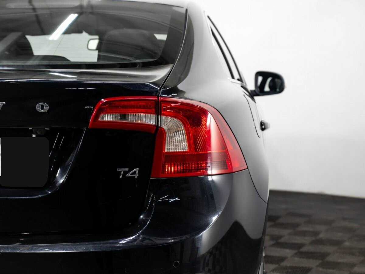 Б/У Вольво С60 2013 года. Фото: #6