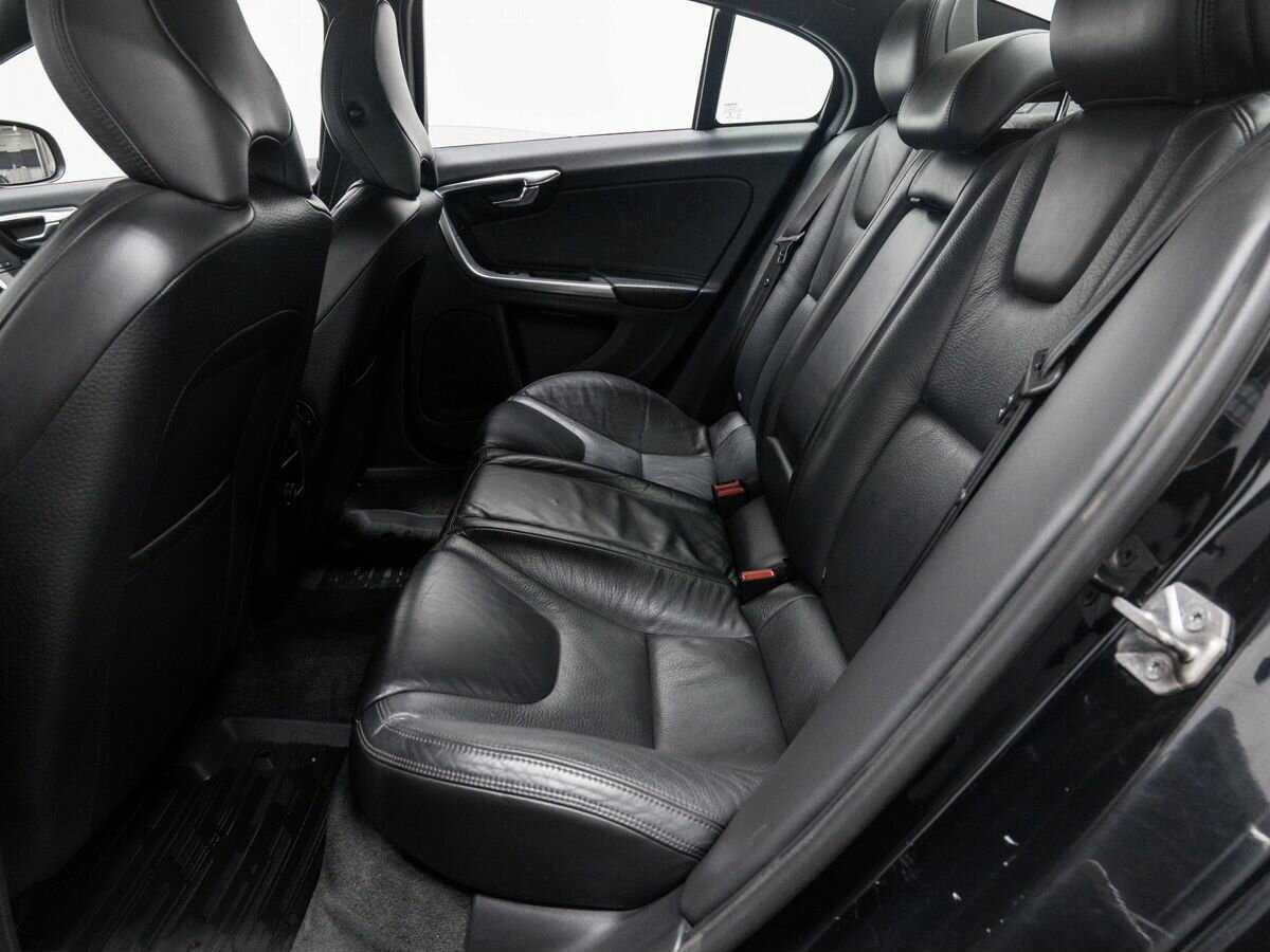 Б/У Вольво С60 2013 года. Фото: #12