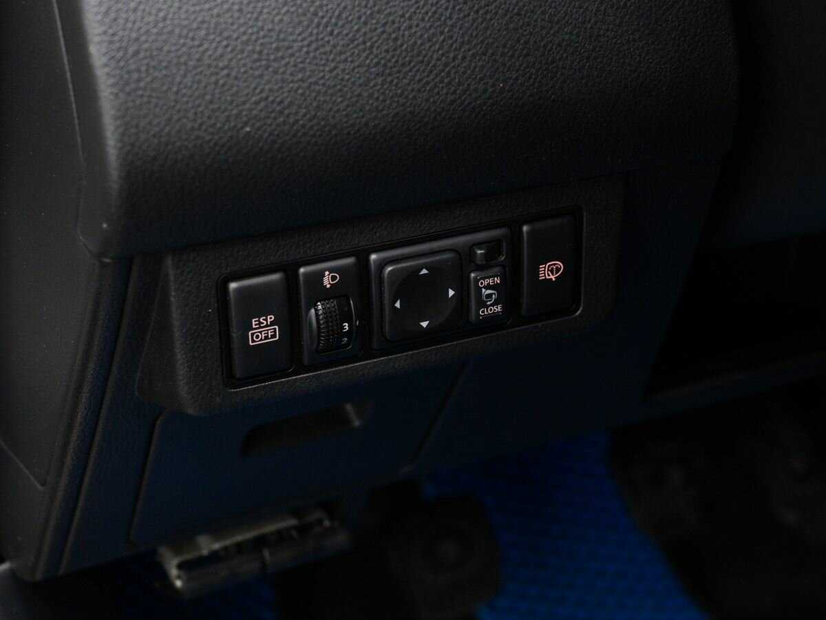 Б/У Ниссан Тиида 2012 года. Фото: #16