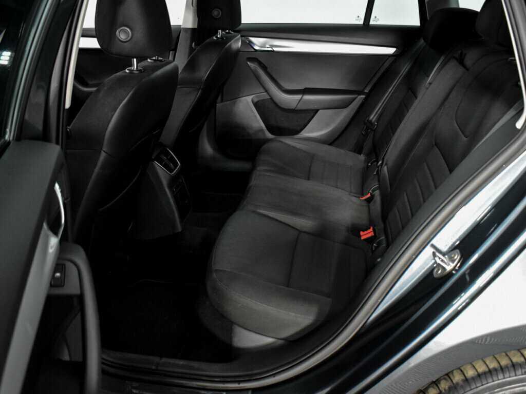 Б/У Шкода Октавия 2014 года. Фото: #7