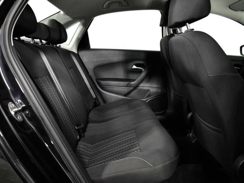 Б/У Фольксваген Поло 2015 года. Фото: #9