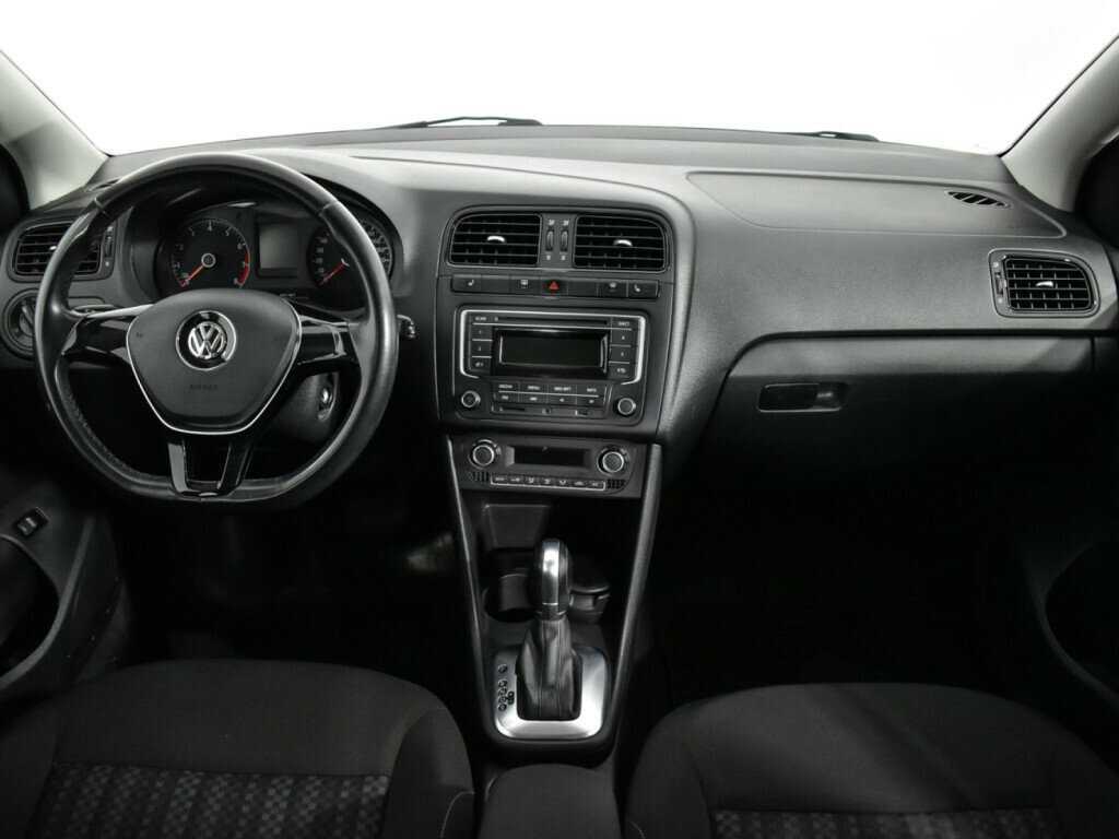 Б/У Фольксваген Поло 2015 года. Фото: #11