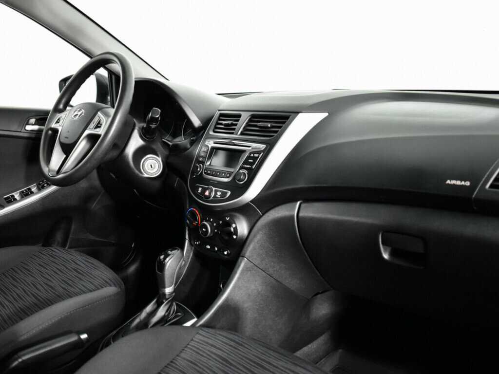 Б/У Хендай Солярис 2015 года. Фото: #8