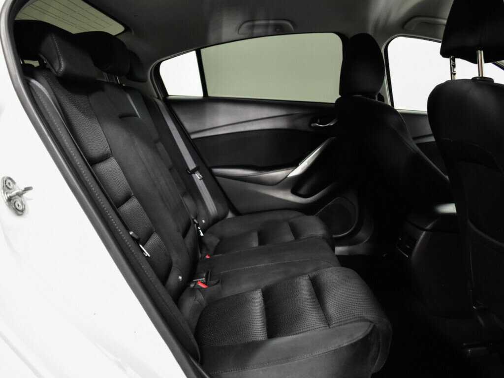 Б/У Мазда 6 2017 года. Фото: #9