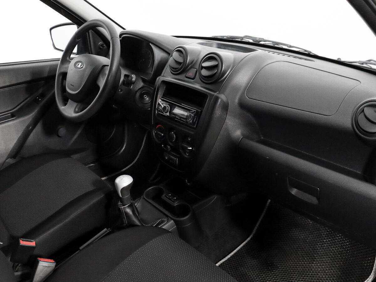 Б/У Лада (ВАЗ) Гранта 2015 года. Фото: #10