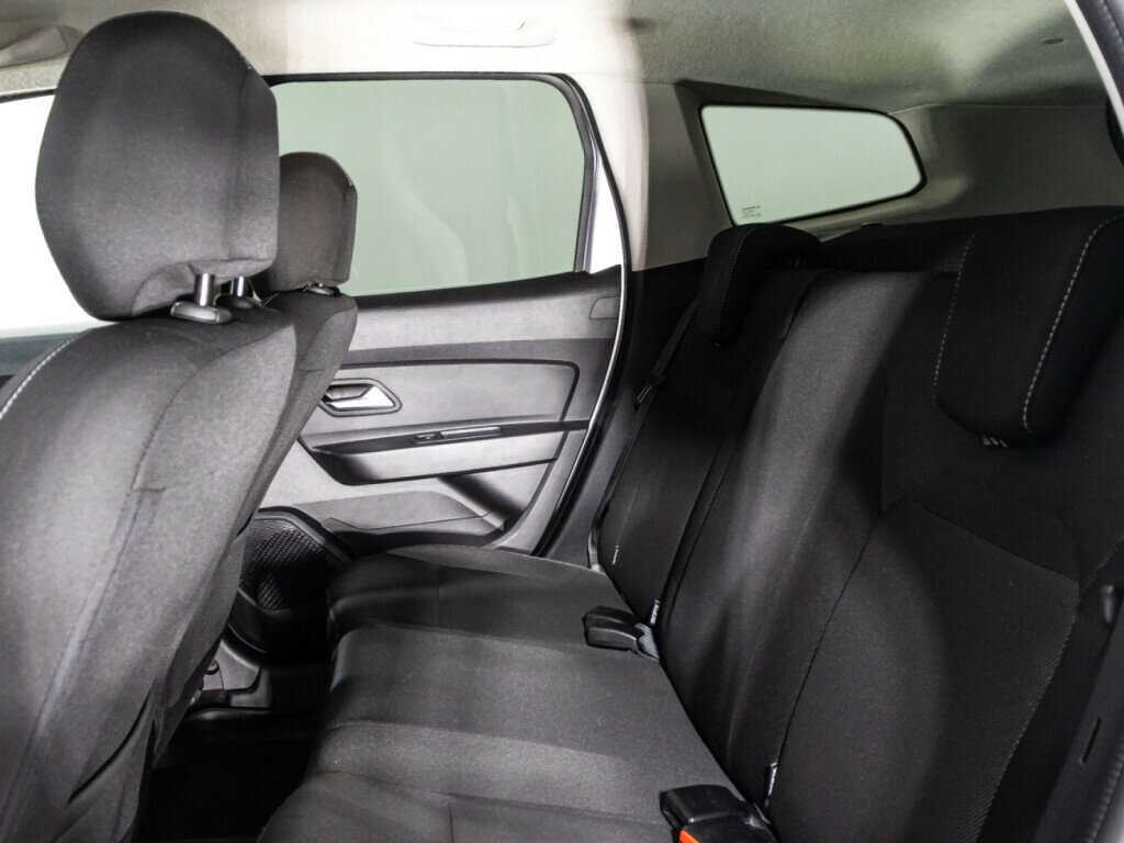 Б/У Рено Дастер 2021 года. Фото: #9