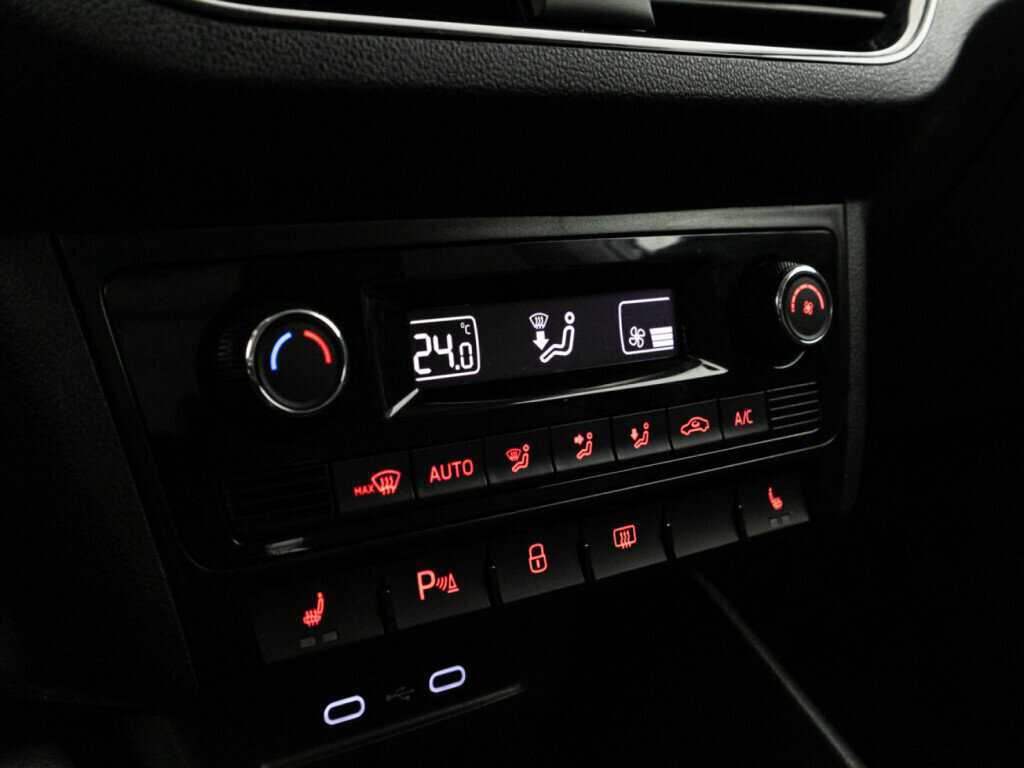 Б/У Фольксваген Поло 2020 года. Фото: #14