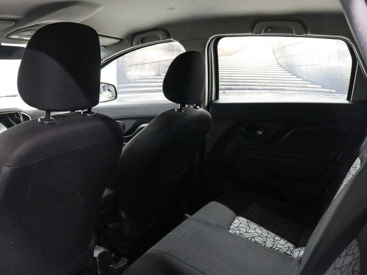 Б/У Лада (ВАЗ) ИКСРЭЙ 2017 года. Фото: #9