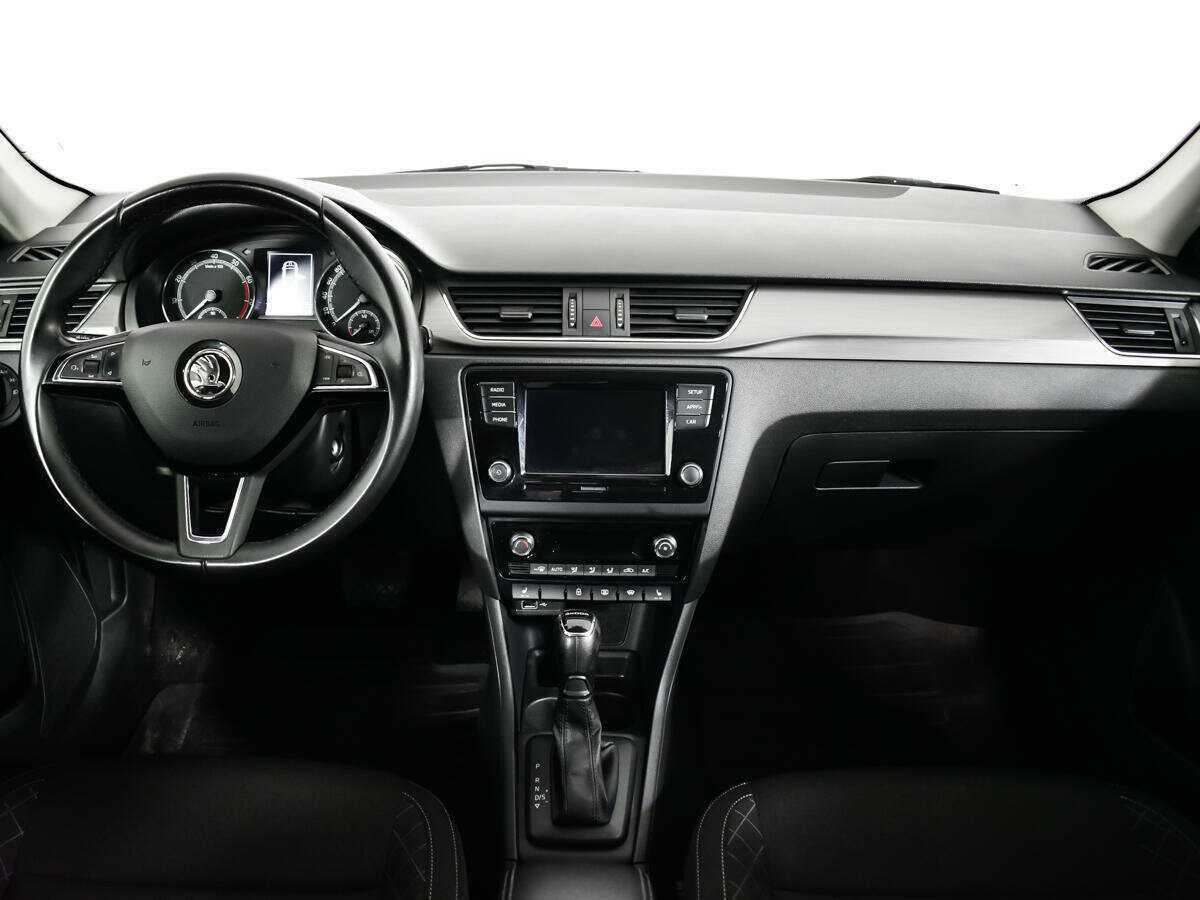 Б/У Шкода Рапид 2018 года. Фото: #11