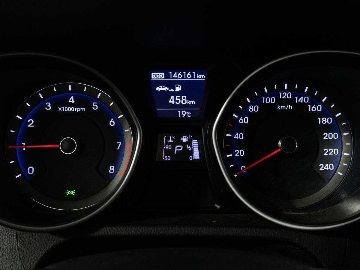 Б/У Хендай ай30 2015 года. Фото: #11