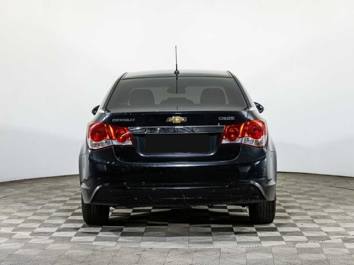 Б/У Шевроле Круз 2015 года. Фото: #4