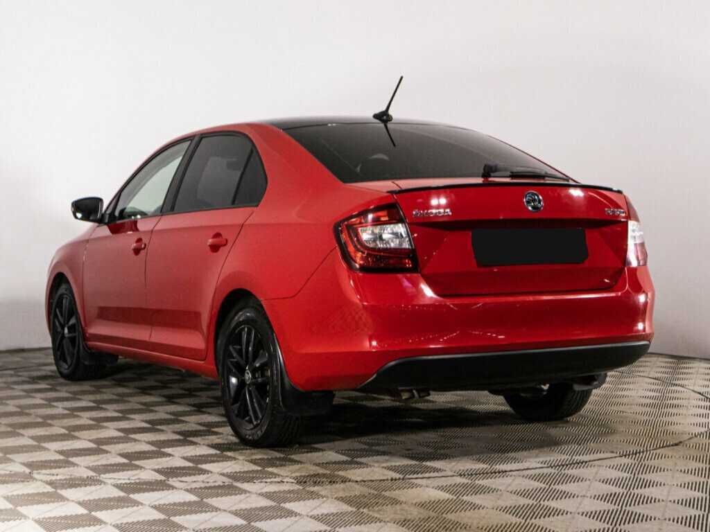 Б/У Шкода Рапид 2018 года. Фото: #6