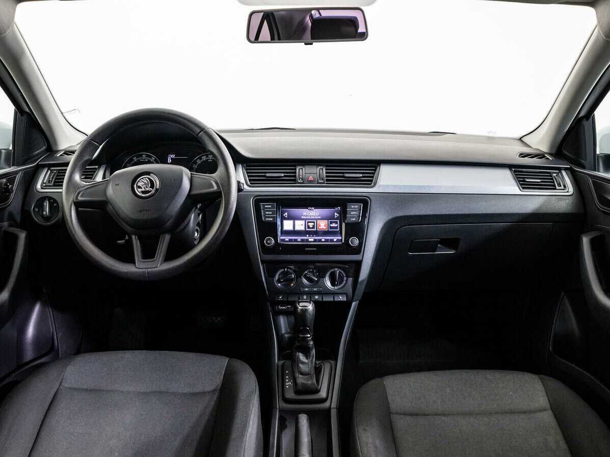 Б/У Шкода Рапид 2018 года. Фото: #12