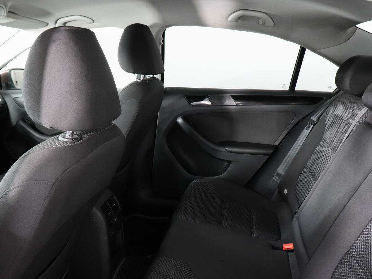 Б/У Фольксваген Джетта 2014 года. Фото: #7