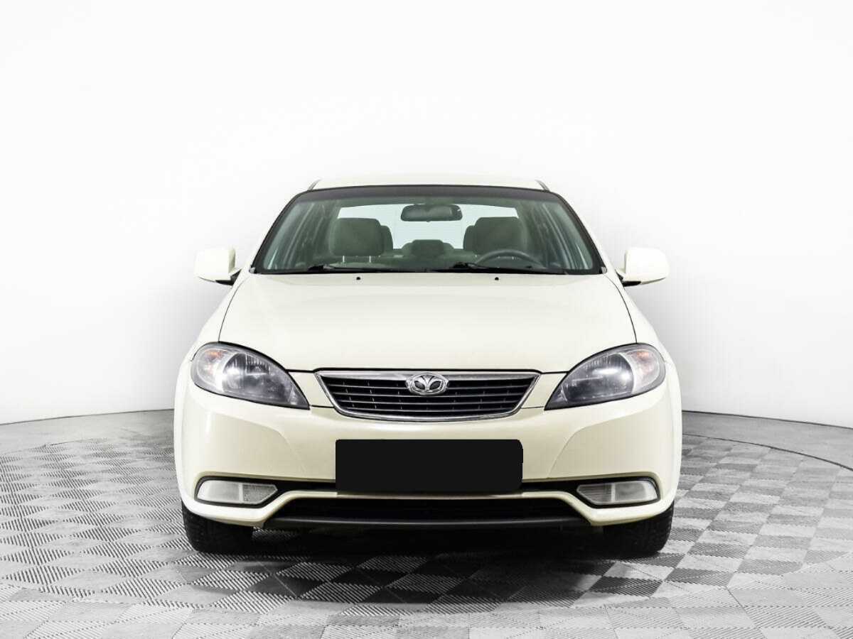 Б/У Дэу Гентра 2014 года. Фото: #1