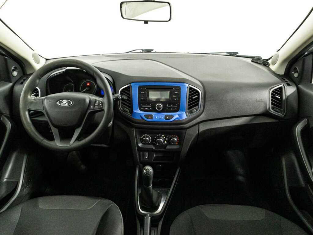 Б/У Лада (ВАЗ) ИКСРЭЙ 2017 года. Фото: #12