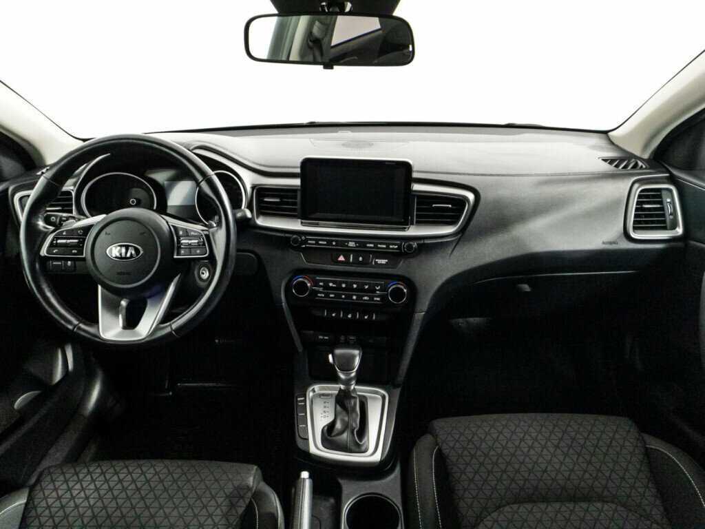 Б/У Киа Сид 2018 года. Фото: #12