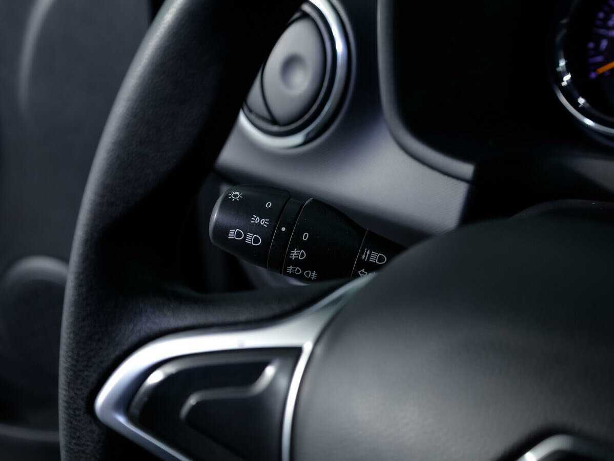 Б/У Рено Сандеро 2020 года. Фото: #16