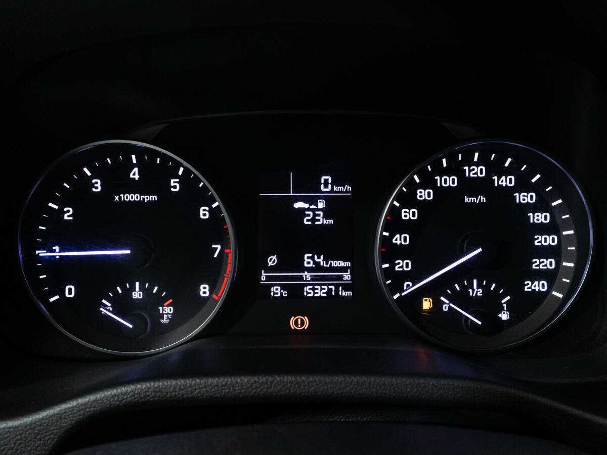 Б/У Хендай Елантра 2017 года. Фото: #11