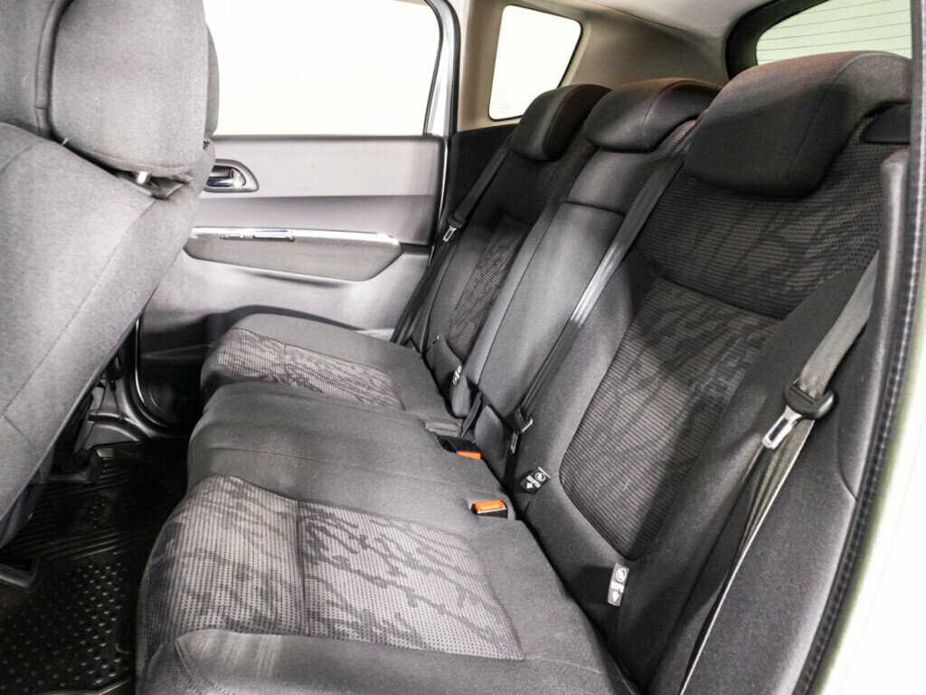 Б/У Пежо 3008 2012 года. Фото: #9