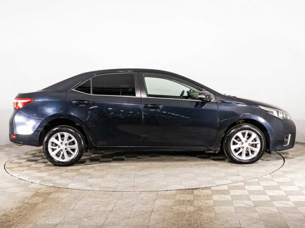 Б/У Тойота Королла 2014 года. Фото: #3