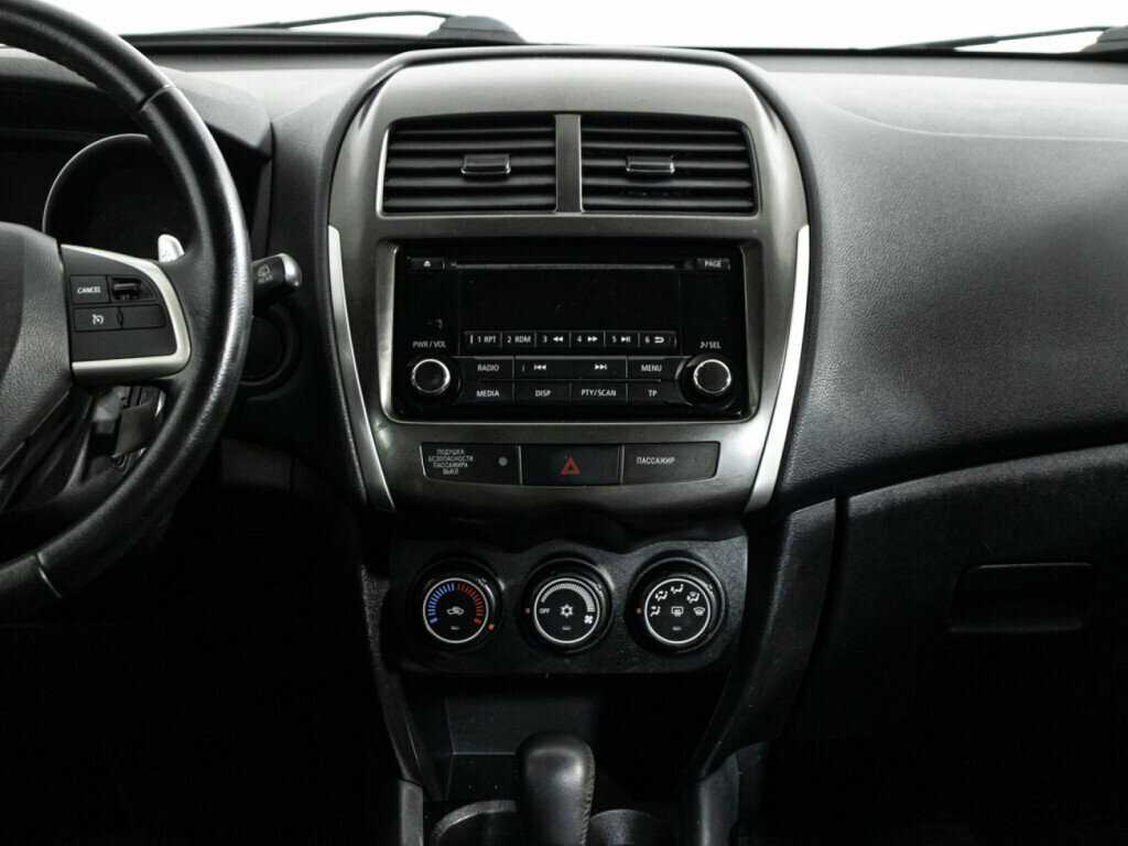 Б/У Митсубиши АС-Икс 2012 года. Фото: #13