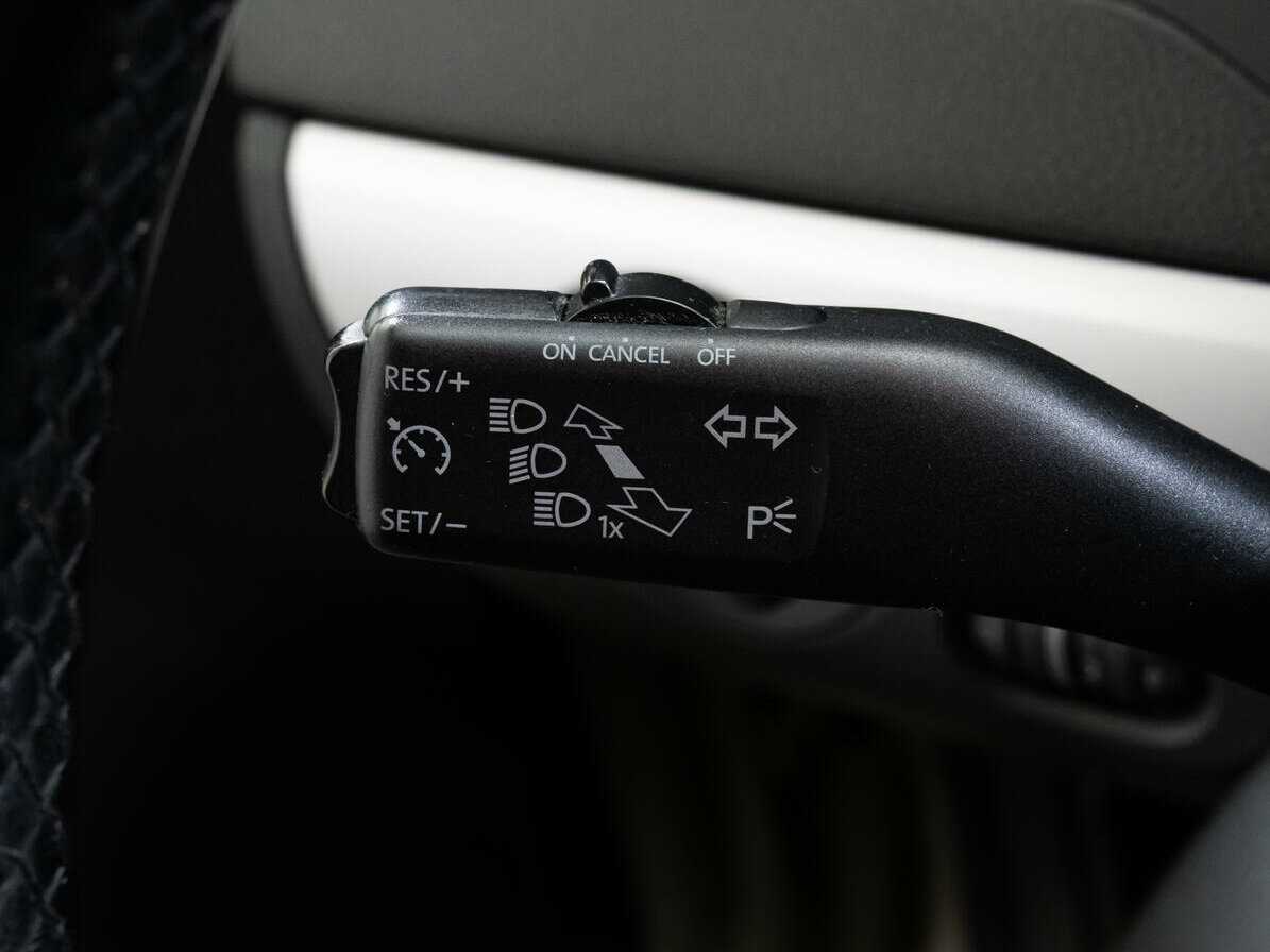 Б/У Фольксваген Джетта 2012 года. Фото: #10