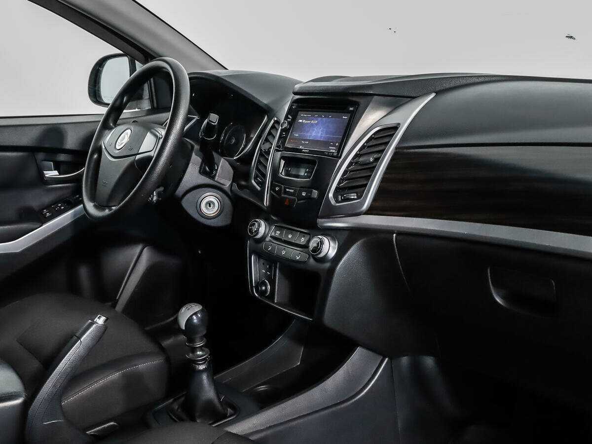 Б/У Сан-Ён Актион 2013 года. Фото: #10