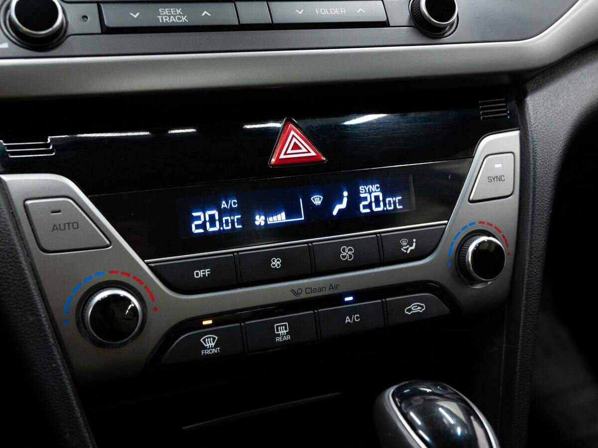 Б/У Хендай Елантра 2017 года. Фото: #12