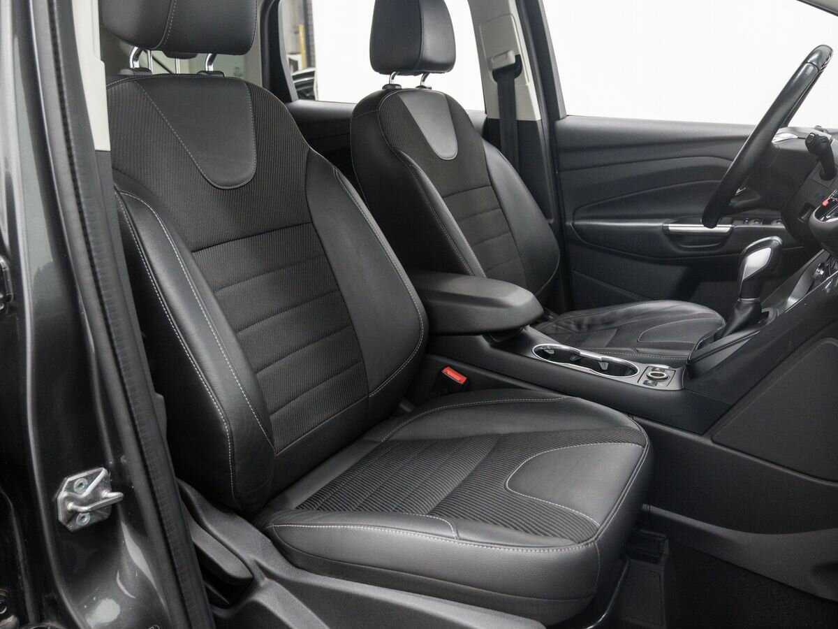 Б/У Форд Куга 2015 года. Фото: #6