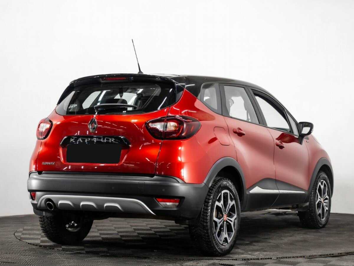 Б/У Рено Каптюр 2018 года. Фото: #3