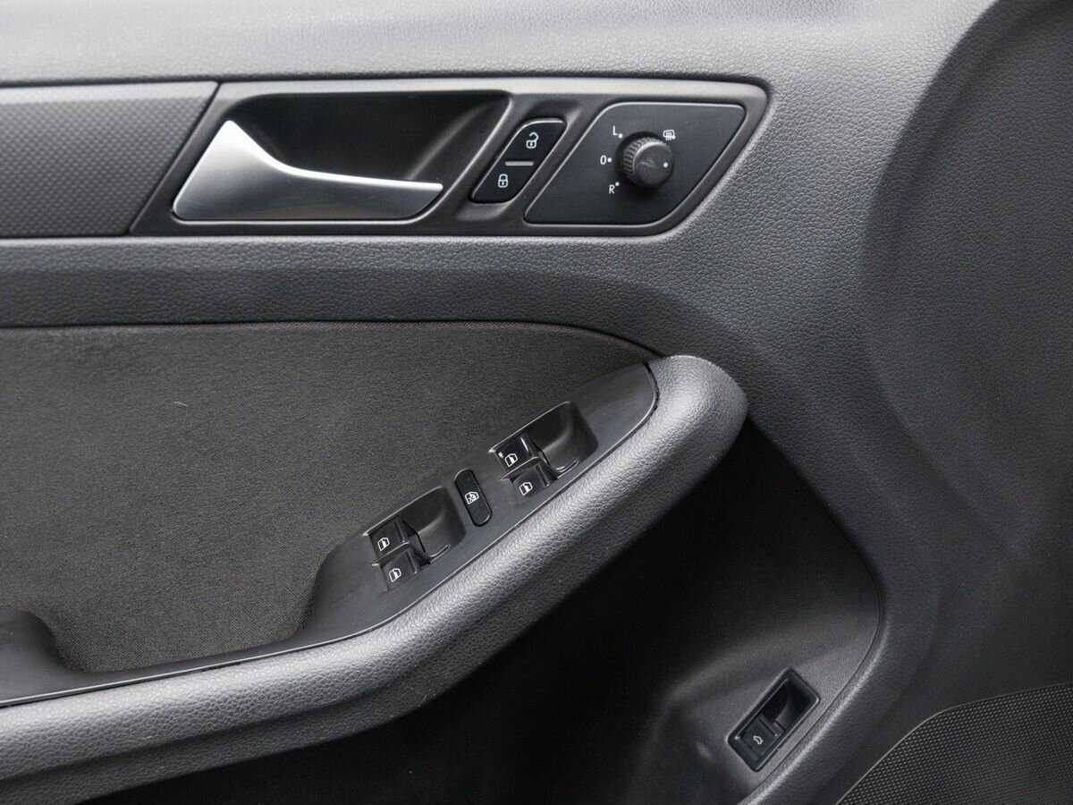 Б/У Фольксваген Джетта 2013 года. Фото: #14