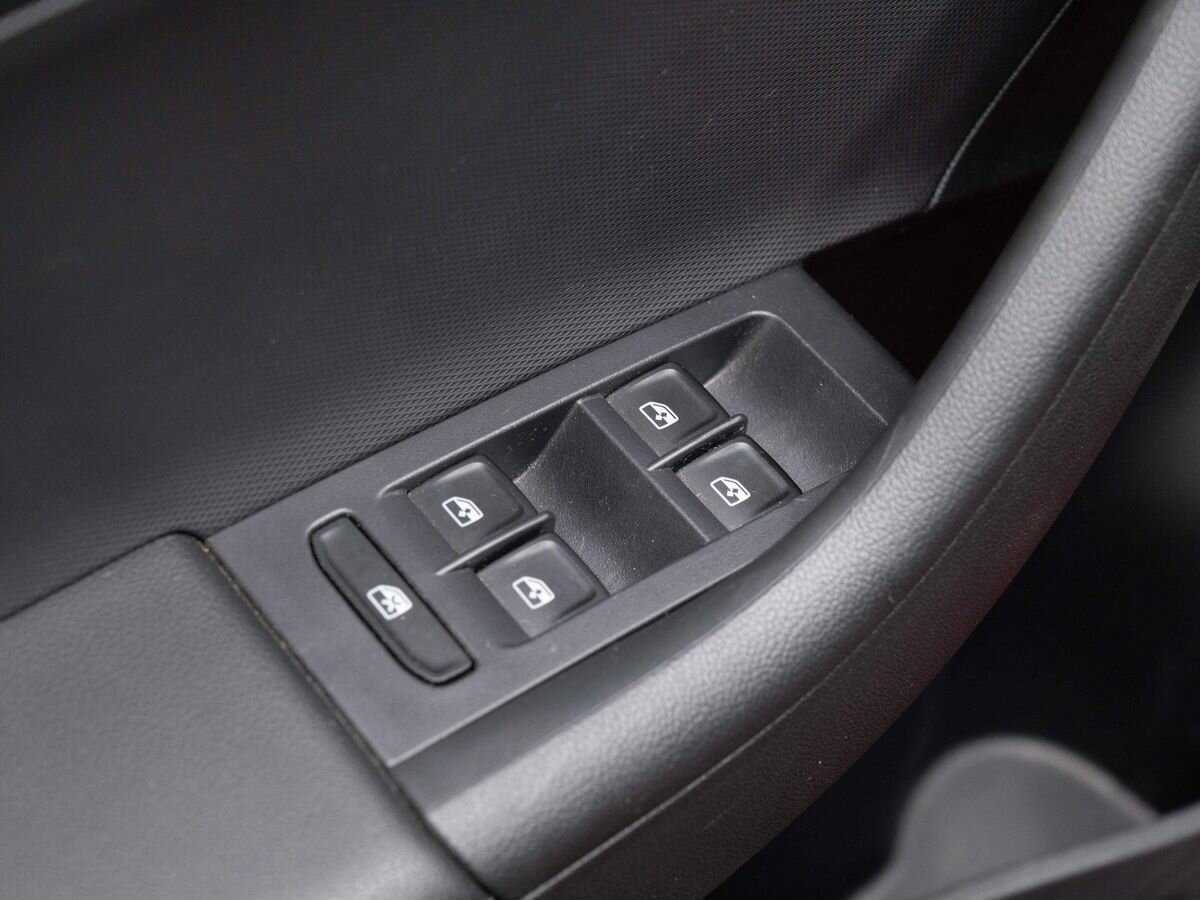 Б/У Шкода Рапид 2020 года. Фото: #15