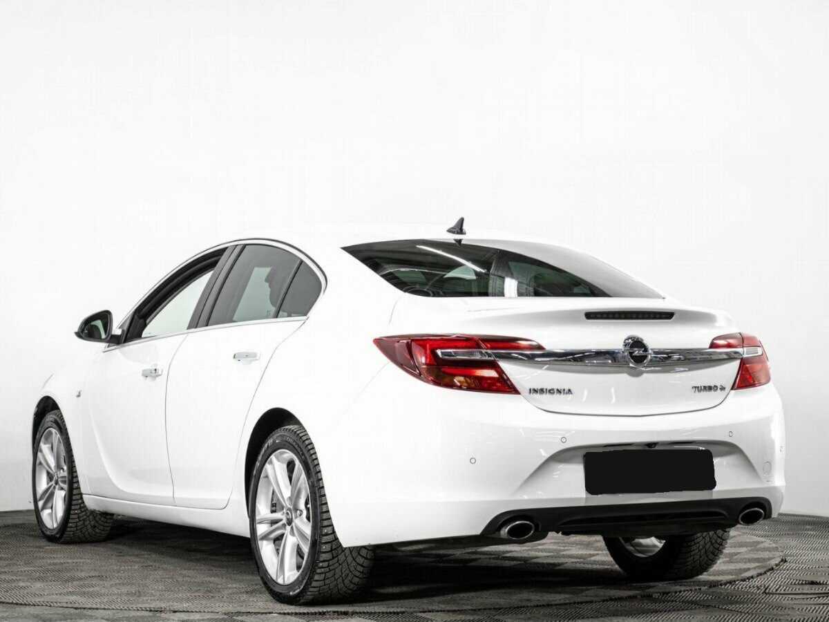 Б/У Опель Инсигния 2015 года. Фото: #5