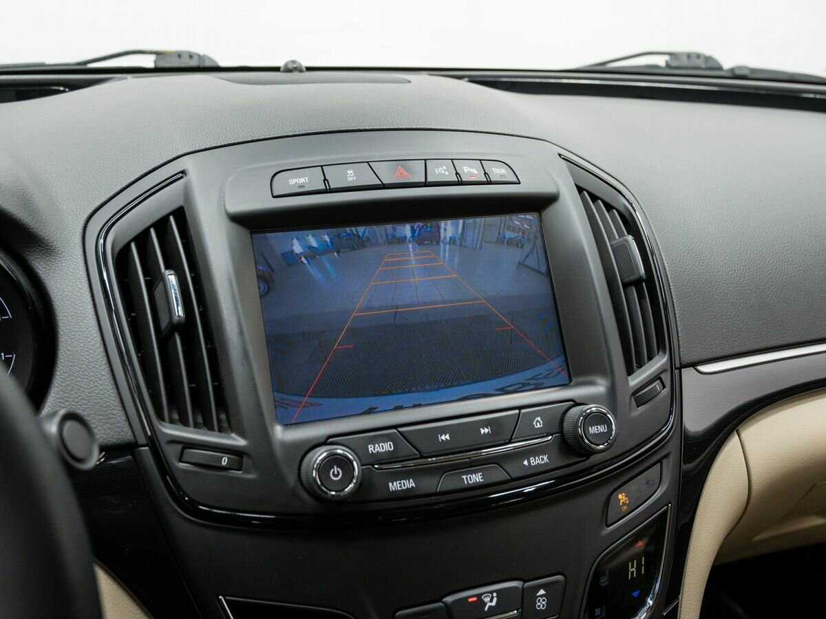 Б/У Опель Инсигния 2015 года. Фото: #20